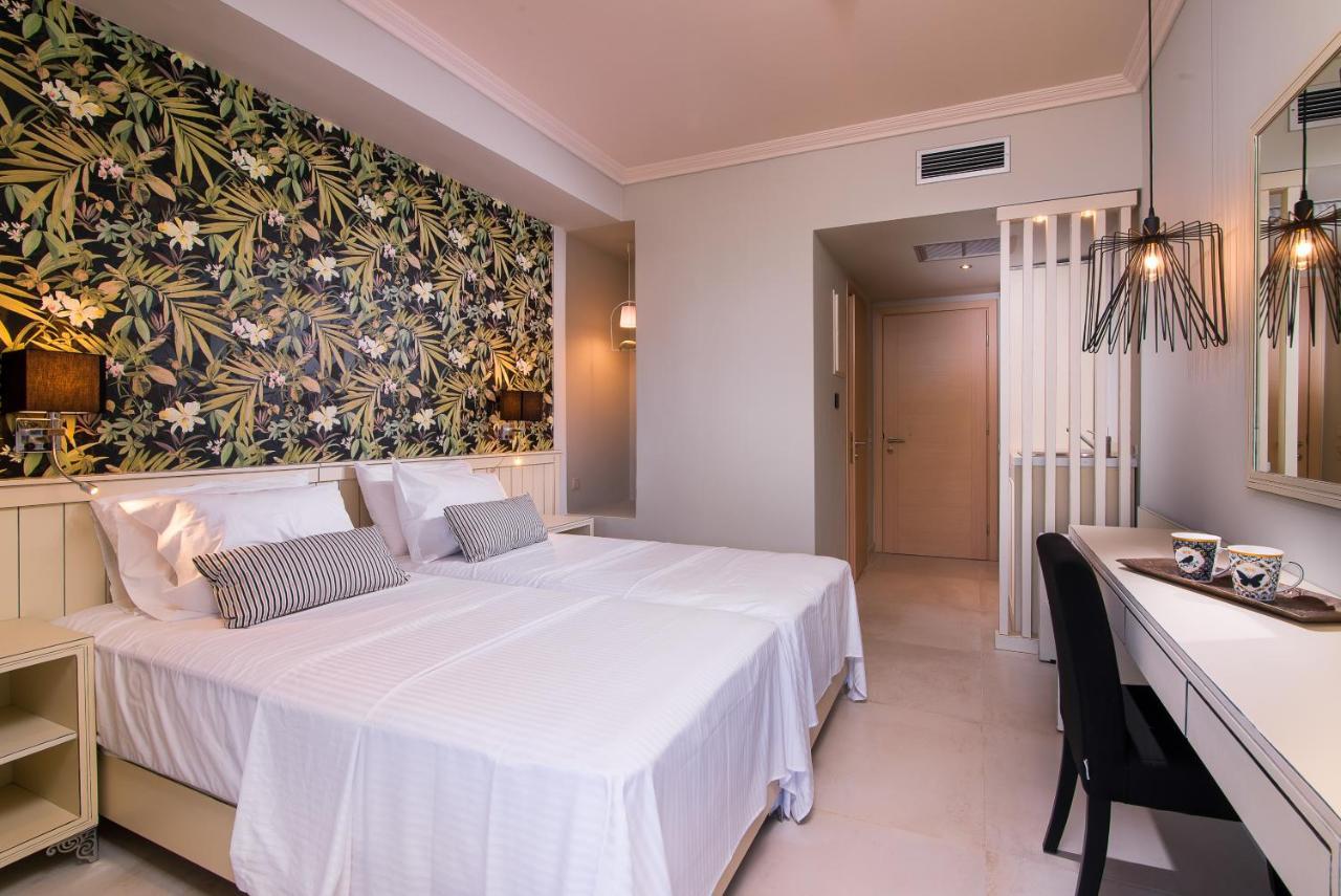 Neikos Mediterraneo Luxury Suites Hanioti Kamer foto